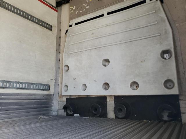 1UYVS2484CM248410 - 2012 UTILITY VS2RA თეთრი ფოტო 5