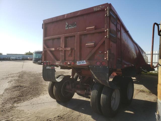 1L9BA4020YM212174 - 2000 BXBO TRAILER RED photo 4