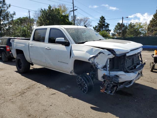 3GCUKRECXJG211108 - 2018 CHEVROLET SILVERADO K1500 LT WHITE photo 4