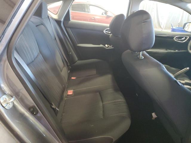 3N1AB7AP5JY287946 - 2018 NISSAN SENTRA S 灰色 照片 10