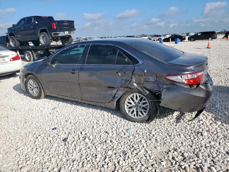 4T1BF1FK2HU667335 - 2017 TOYOTA CAMRY LE GRAY photo 2