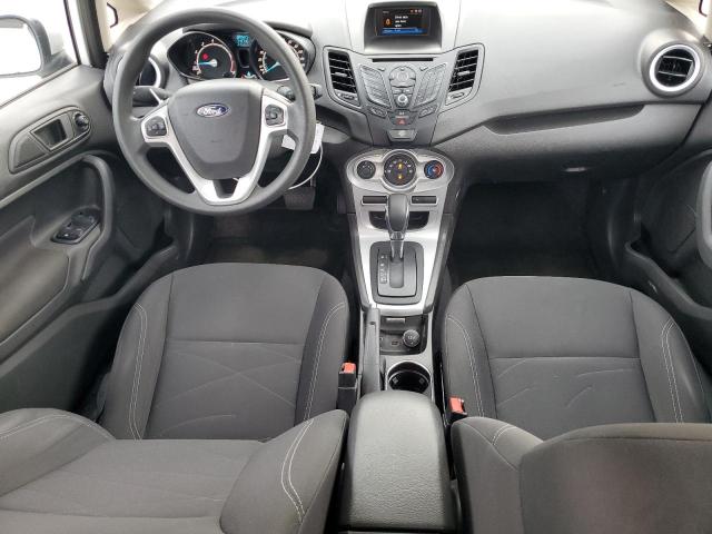 3FADP4EJ8JM141859 - 2018 FORD FIESTA SE Beyaz fotoğraf 8