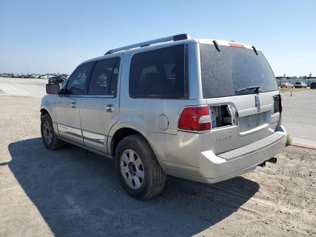 5LMFU275X7LJ03715 - 2007 LINCOLN NAVIGATOR 银色 照片 2