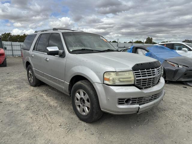 5LMFU275X7LJ03715 - 2007 LINCOLN NAVIGATOR 银色 照片 4
