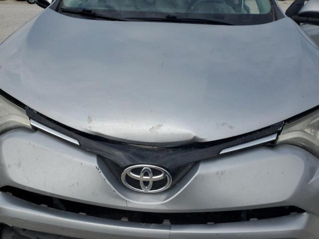 2T3WFREVXGW311765 - 2016 TOYOTA RAV4 XLE SILVER photo 12