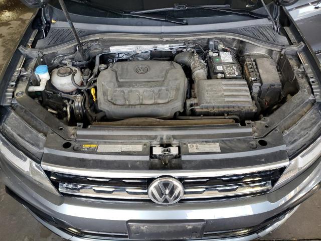 3VV2B7AX6LM070841 - 2020 VOLKSWAGEN TIGUAN SE Grau Foto 12