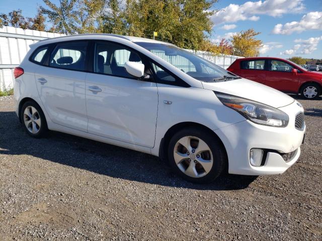 KNAHT8A35E7067738 - 2014 KIA RONDO WHITE photo 4