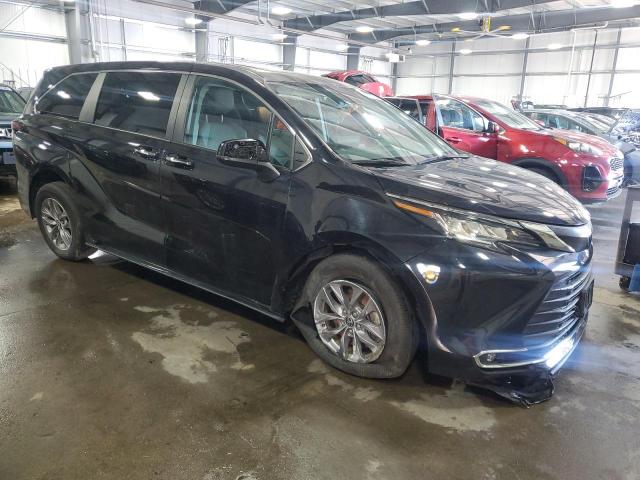 5TDYRKEC1PS137687 - 2023 TOYOTA SIENNA XLE Қара фото 4