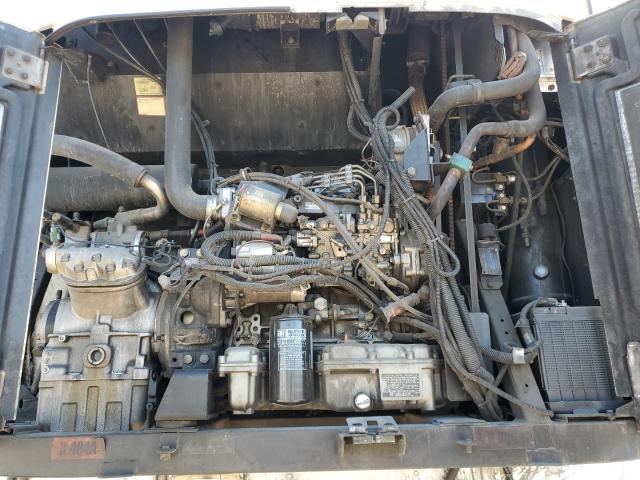 1UYVS248XFU407404 - 2015 UTILITY VS2RA Ağ foto 7