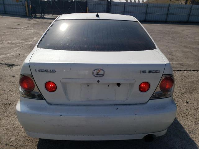 JTHBD192X20050879 - 2002 LEXUS IS 300 WHITE photo 6