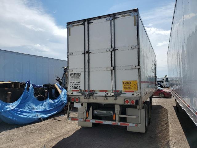 1UYVS2322DU530401 - 2013 UTILITY VS2RA Սպիտակ լուսանկար 4