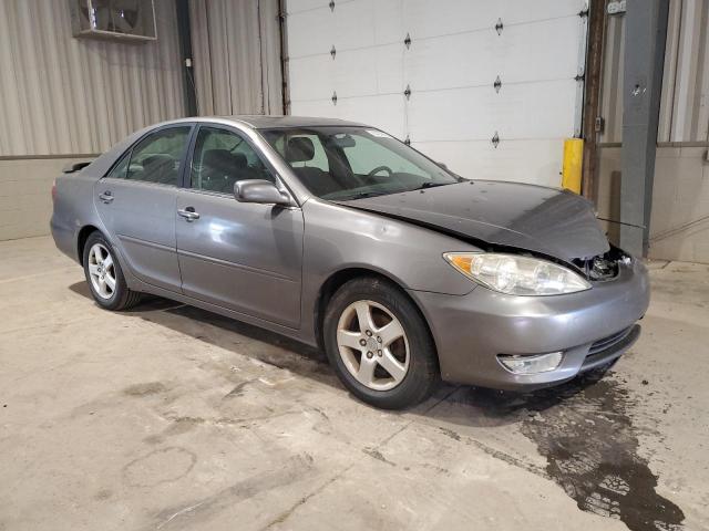 4T1BE32K55U593800 - 2005 TOYOTA CAMRY LE GRAY photo 4