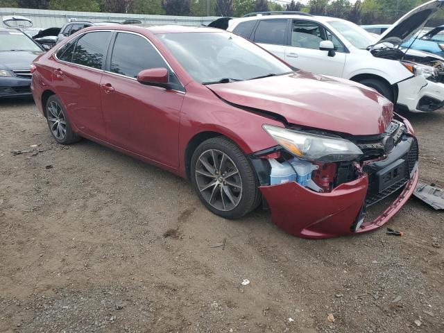 4T1BF1FK7FU908836 - 2015 TOYOTA CAMRY LE RED photo 4