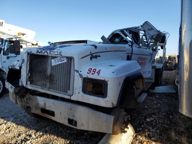 1M2P264C0XM028363 - 1999 MACK 600 RD600 WHITE photo 2