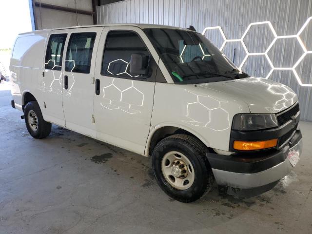 1GCWGAFG3K1192298 - 2019 CHEVROLET EXPRESS G2500 WHITE photo 4