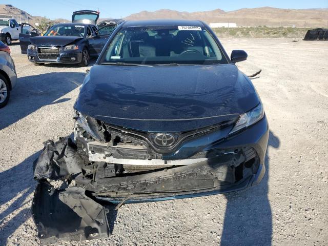 4T1B11HK1KU755652 - 2019 TOYOTA CAMRY L BLUE photo 5