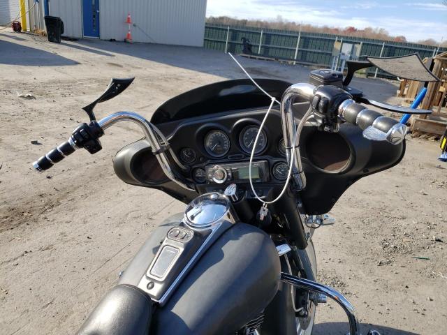 1HD1FCW151Y603953 - 2001 HARLEY-DAVIDSON FLHTCUI 黑色 照片 5