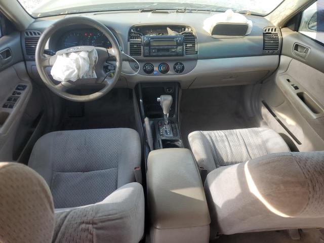 JTDBE32K620075685 - 2002 TOYOTA CAMRY LE GOLD photo 8