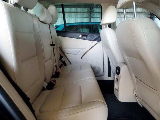 WVGAV7AXXCW583166 - 2012 VOLKSWAGEN TIGUAN S 黑色 照片 11