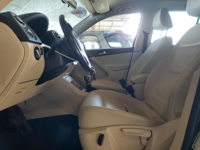 WVGAV7AXXCW583166 - 2012 VOLKSWAGEN TIGUAN S 黑色 照片 7