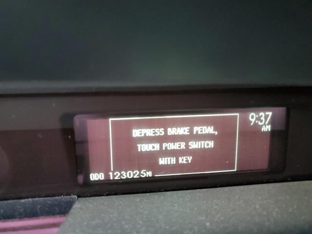 JTDKN3DP8D3037319 - 2013 TOYOTA PRIUS PLUG WHITE photo 9