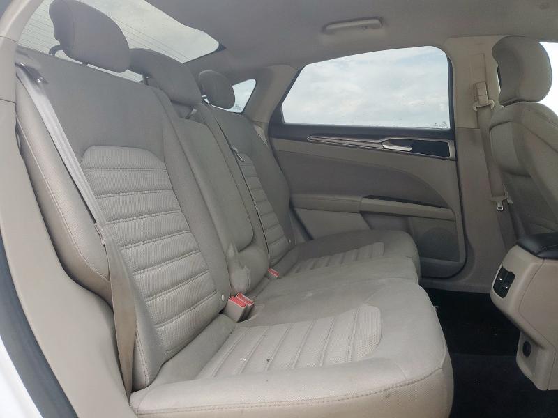 3FA6P0LU5JR221816 - 2018 FORD FUSION SE HYBRID თეთრი ფოტო 10