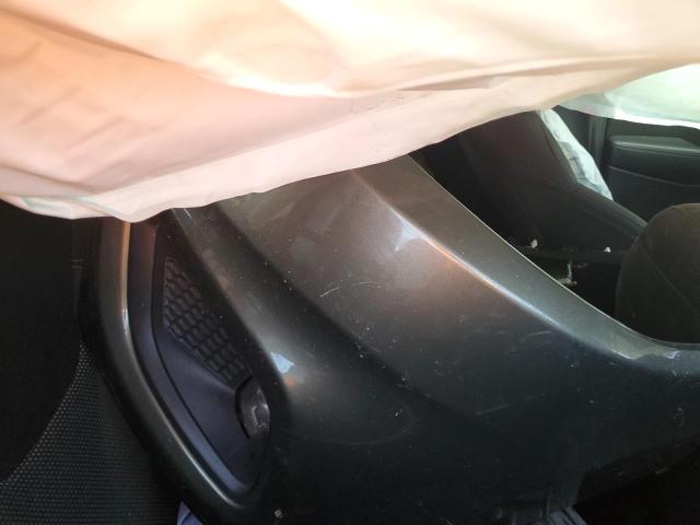 1C4PJLCB3KD285184 - 2019 JEEP CHEROKEE LATITUDE 绿色 照片 10