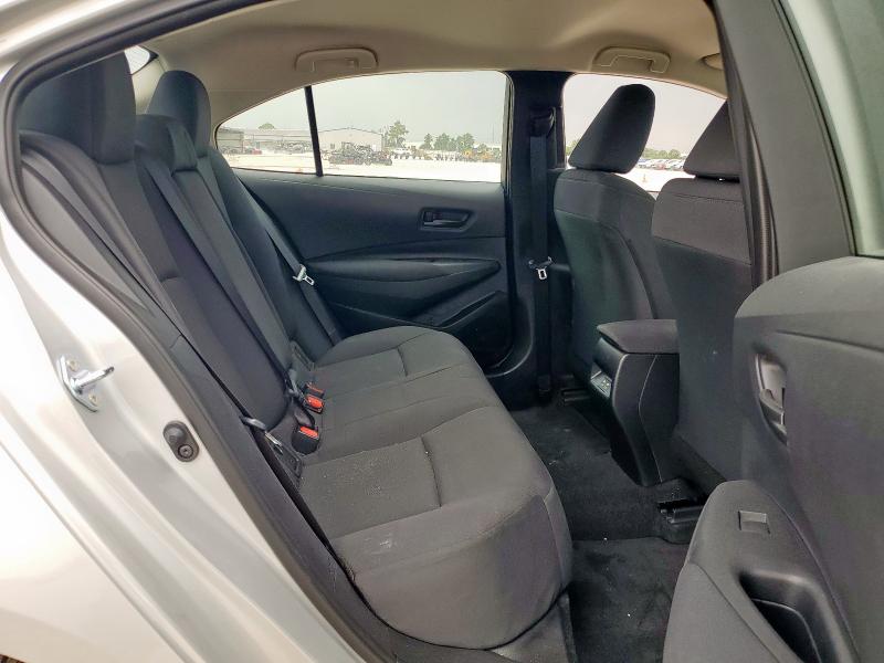 5YFB4MDE9SP290385 - 2025 TOYOTA COROLLA LE SILVER photo 11