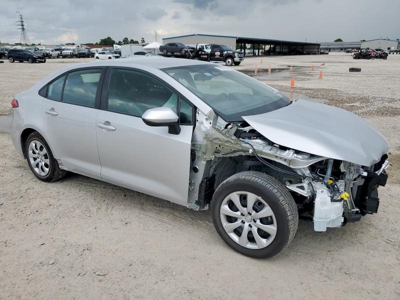 5YFB4MDE9SP290385 - 2025 TOYOTA COROLLA LE SILVER photo 4