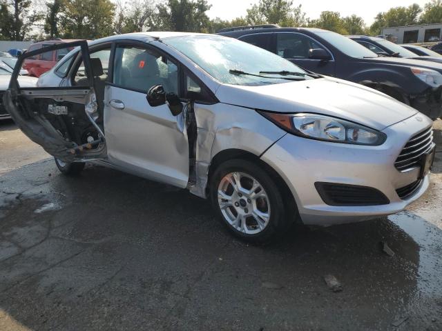 3FADP4BJ0EM174462 - 2014 FORD FIESTA SE SILVER photo 4