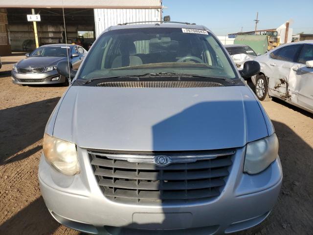 2A4GP44R86R888838 - 2006 CHRYSLER TOWN & COU LX GRAY photo 5