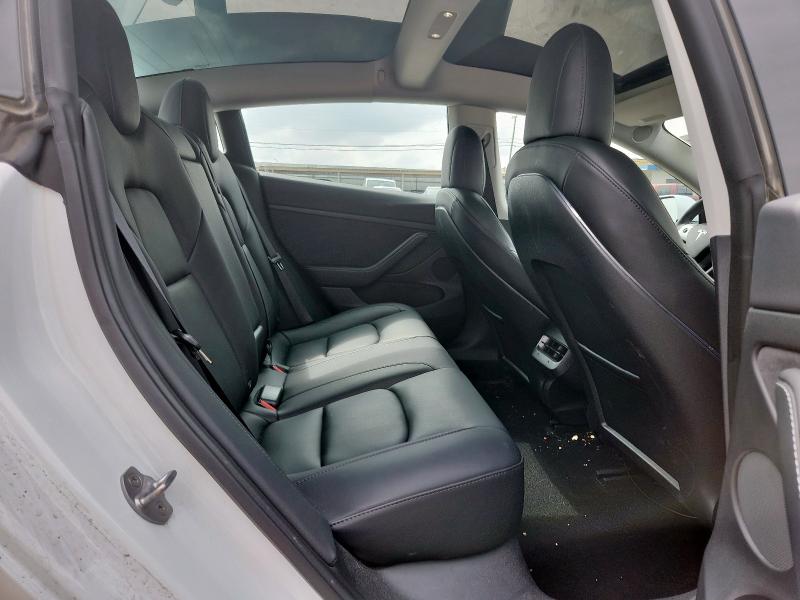 5YJ3E1EB5NF262619 - 2022 TESLA MODEL 3 WHITE photo 10