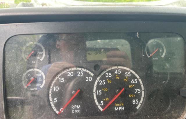 2FZACFCT67AY89778 - 2007 STERLING TRUCK ACTERRA WHITE photo 8