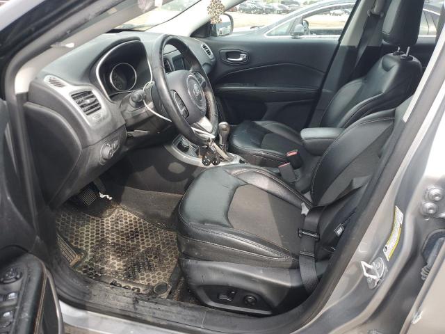 3C4NJDBB4JT396429 - 2018 JEEP COMPASS LATITUDE SILVER photo 7