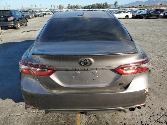 4T1G11AKXRU907809 - 2024 TOYOTA CAMRY SE NIGHT SHADE GRAY photo 6