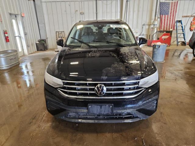 3VV3B7AX2RM097760 - 2024 VOLKSWAGEN TIGUAN SE შავი ფოტო 5