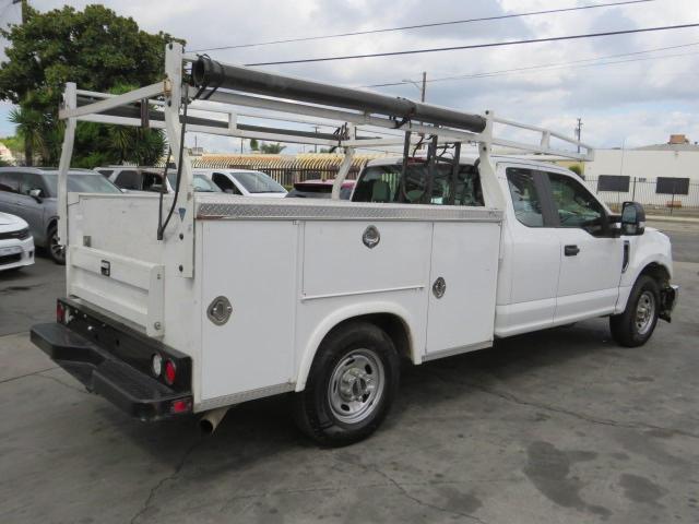 1FT7X2A69KEF58122 - 2019 FORD F250 SUPER DUTY თეთრი ფოტო 3
