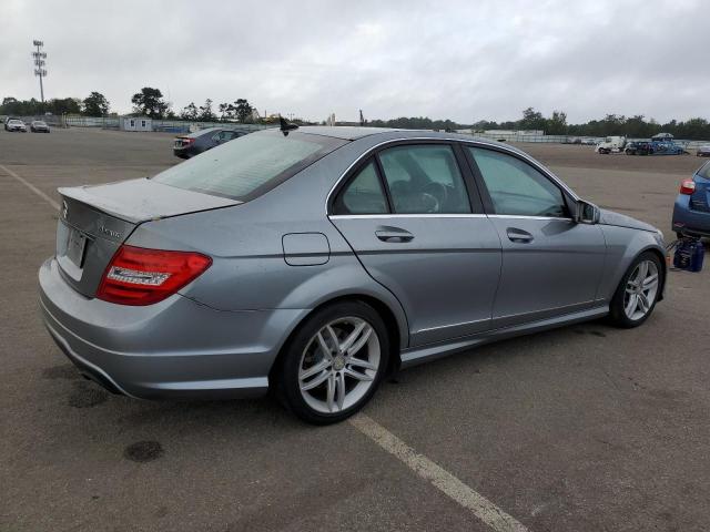 WDDGF8AB7DR265646 - 2013 MERCEDES-BENZ C 300 4MATIC SILVER photo 3