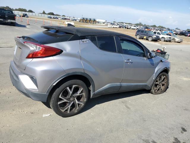 NMTKHMBXXJR035242 - 2018 TOYOTA C-HR XLE Сірий фото 3