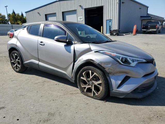 NMTKHMBXXJR035242 - 2018 TOYOTA C-HR XLE Сірий фото 4