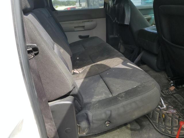 1GC7KZB67AF131472 - 2010 CHEVROLET SILVERADO K3500 أبيض صورة 10