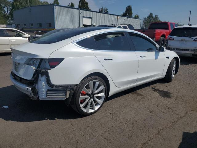 5YJ3E1EB7JF084352 - 2018 TESLA MODEL 3 أبيض صورة 3