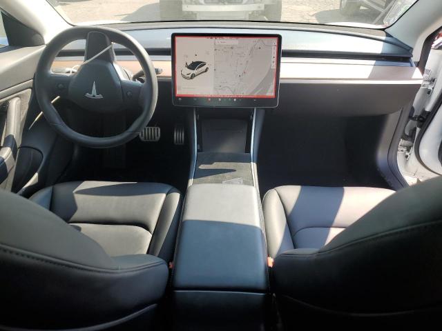 5YJ3E1EB7JF084352 - 2018 TESLA MODEL 3 أبيض صورة 8