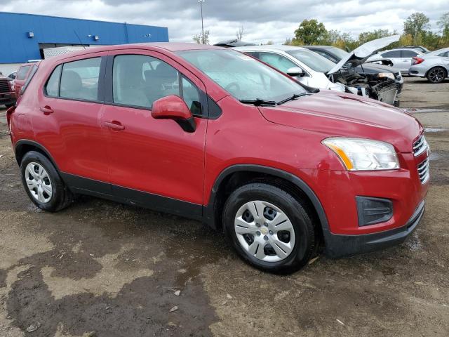 KL7CJKSB7FB185615 - 2015 CHEVROLET TRAX LS RED photo 4