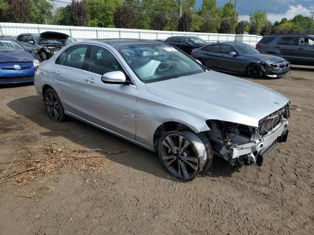 55SWF4KB5HU221104 - 2017 MERCEDES-BENZ C 300 4MATIC SILVER photo 4