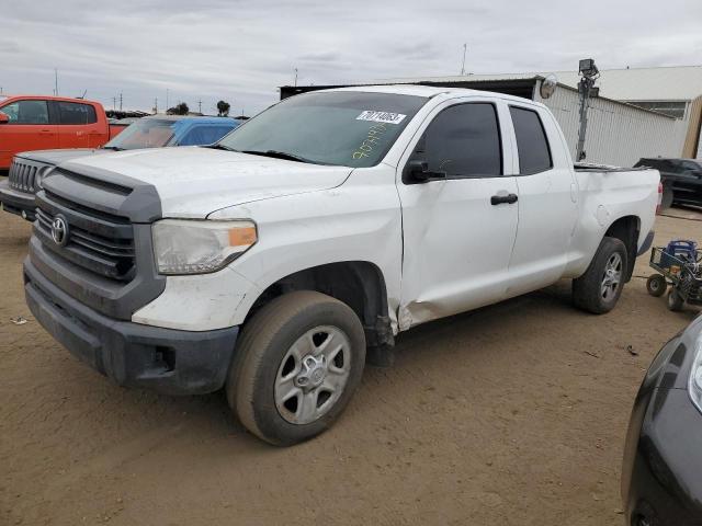 5TFUM5F10FX060539 - 2015 TOYOTA TUNDRA DOUBLE CAB SR/SR5 WHITE photo 1