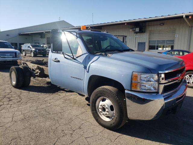 1GBJC74K99E125597 - 2009 CHEVROLET SILVERADO C3500 BLUE photo 4