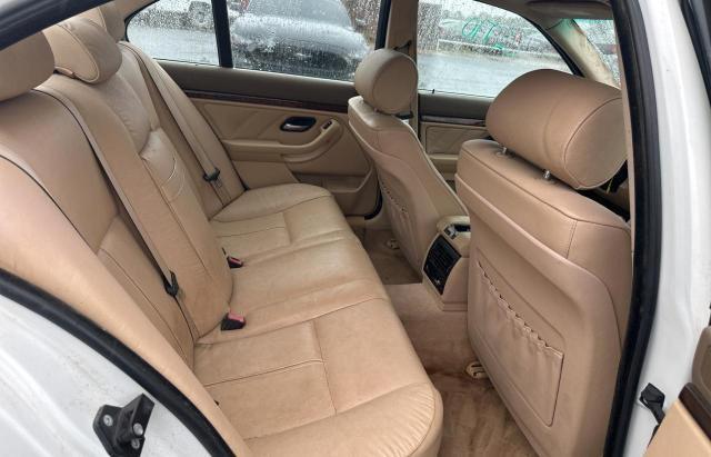 WBADT43483G032668 - 2003 BMW 525 I AUTOMATIC WHITE photo 6