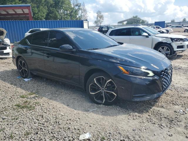 1N4BL4CV3PN417954 - 2023 NISSAN ALTIMA SR 黑色 照片 4