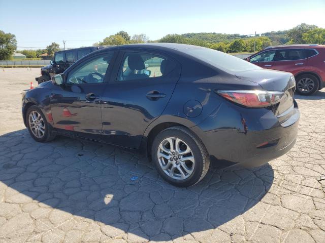 3MYDLBYV3JY333077 - 2018 TOYOTA YARIS IA BLUE photo 2